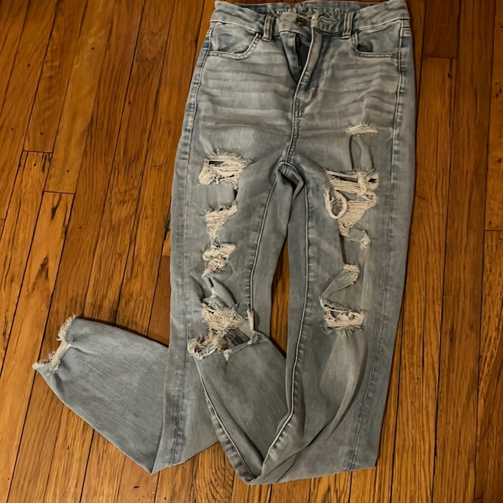 Light wash, super stretchy ripped jeans
